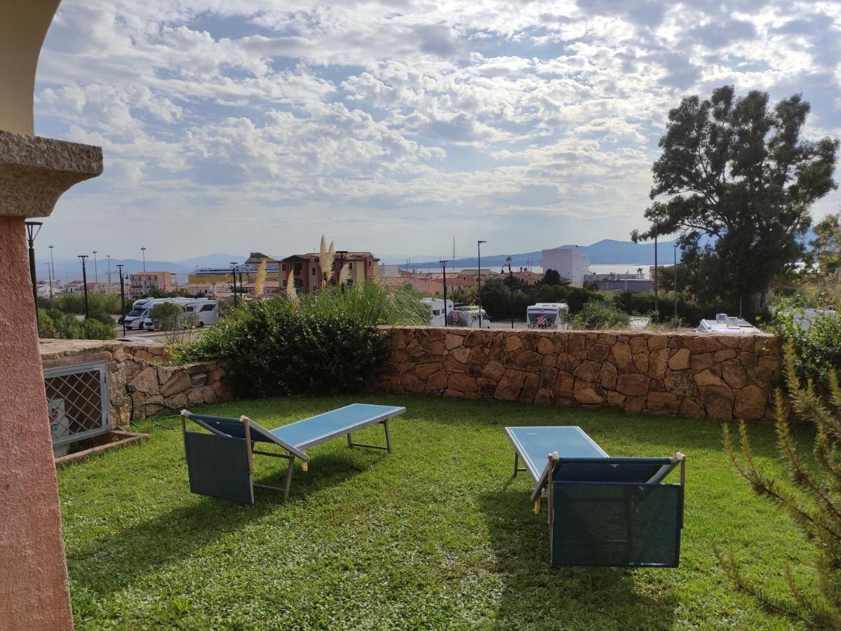 Residence Cala Moresca 15 阿兰奇湾城 外观 照片